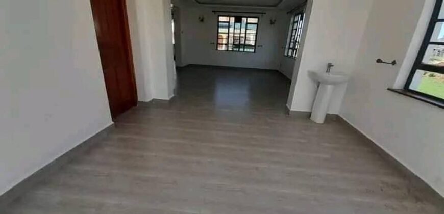 Three bedroom massionatte plus dsq on rent at athiriver 80k per month