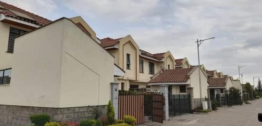 three bedroom masionatte plus dsq on rent at syokimau 45k per month