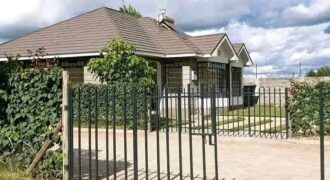 Charming three bedroom bungallow plus dsq on rent at kitengela milimani 45k per month