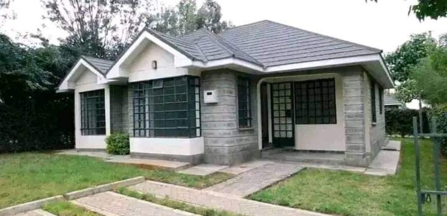 Charming three bedroom bungallow plus dsq on rent at kitengela milimani 45k per month