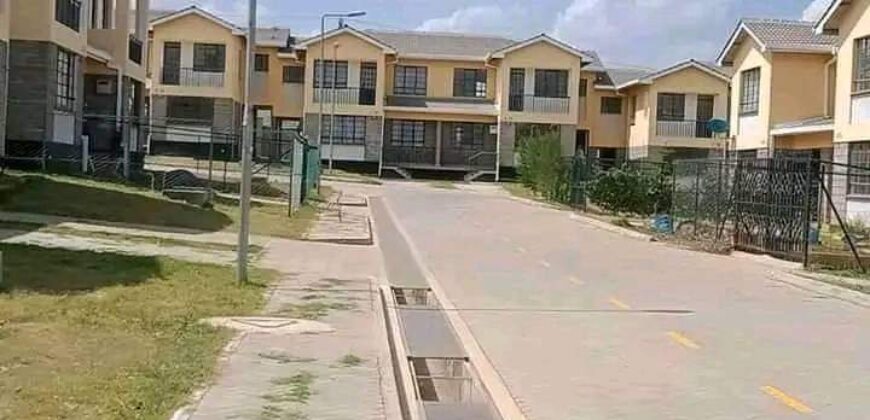 four bedroom plus dsq on rent at syokimau  massionnate 75k per month