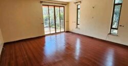 three bedroom apartment for rent at kilimani 100k per month