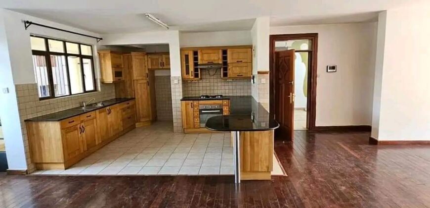 three bedroom apartment for rent at kilimani 100k per month