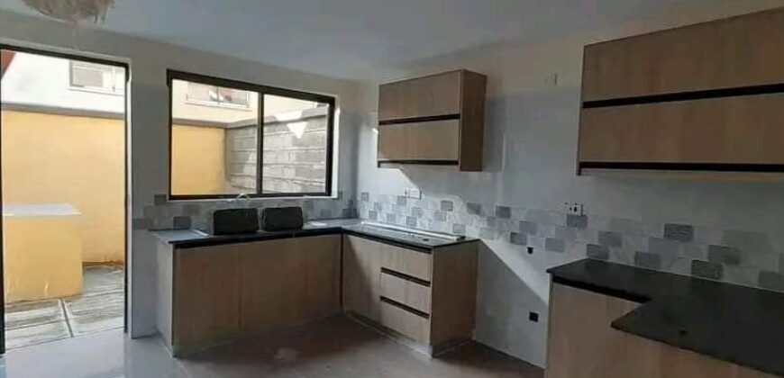 4 Bedroom Master En-suite Plus Dsq Townhouses For Sale in Syokimau 15.5 million casho