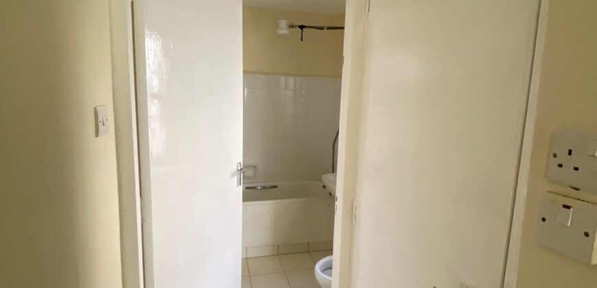 Three bedroom massionatte on rent at nyayo embakasi 48k per month