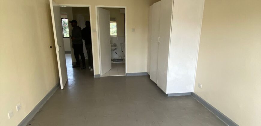 Three bedroom massionatte on rent at nyayo embakasi 48k per month